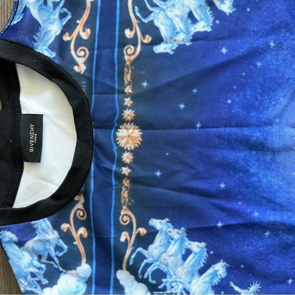 Givenchy pull - Picture 2 of 2